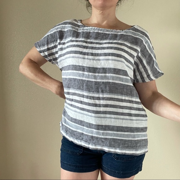 Artisan Ny Tops - Artisan NY gray white stripe linen short sleeve shirt Small